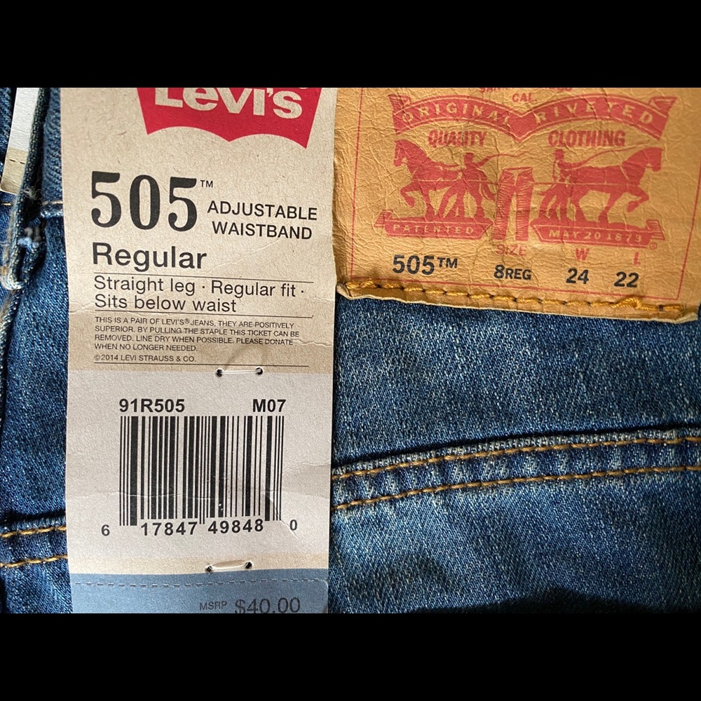 New boy size 8 Levi’s 505